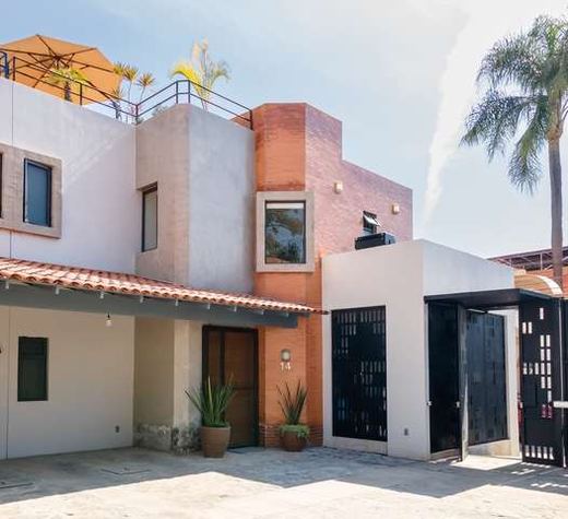 Independencia Village Condo, photograph 17