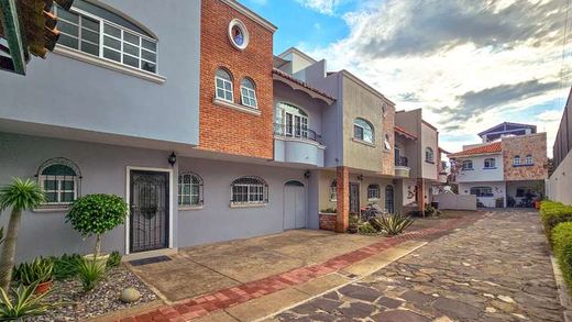 Carefree Courtyard Condo, photograph 4