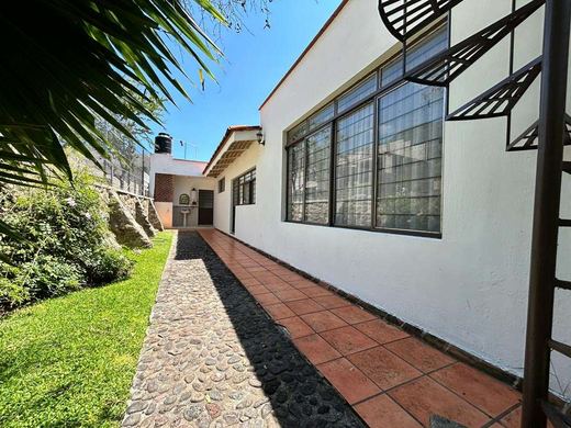 The Secret House, photograph 17
