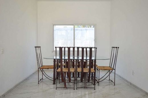 Casa Paraiso, photograph 15