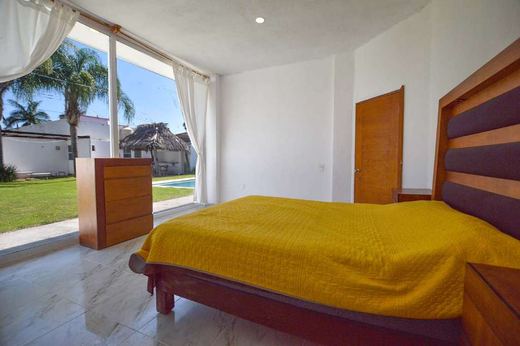 Casa Paraiso, photograph 16