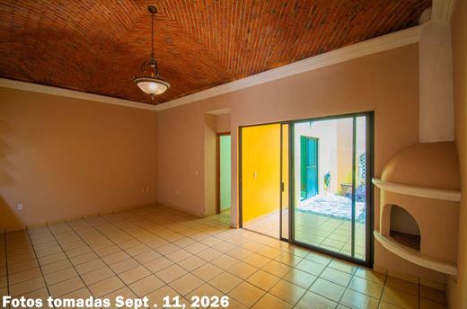 Casa Torgerson, photograph 4