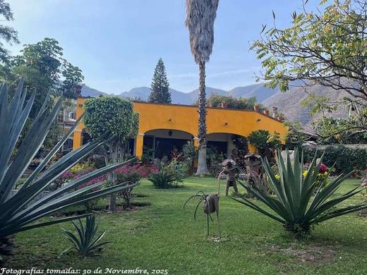 Villa Donna, photograph 2