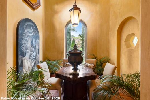 LAS Tapias -3 Acre Estate, photograph 8
