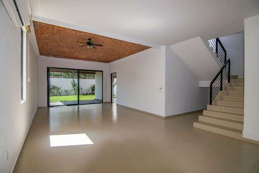 Real Larios Home, photograph 3