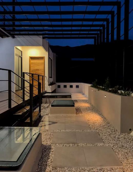 Canacinta Living & Investment, photograph 7