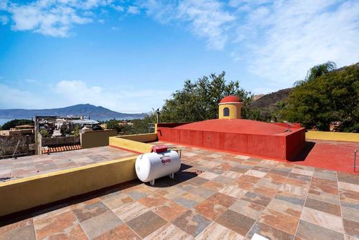 West Ajijic Retreat, photograph 17