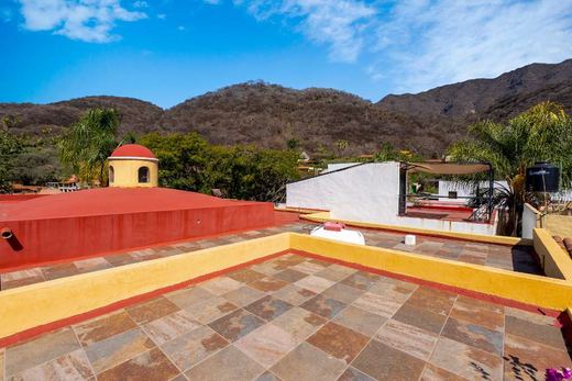 West Ajijic Retreat, photograph 18