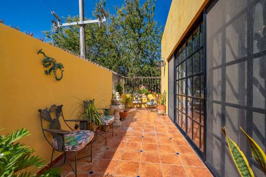 West Ajijic Retreat, photograph 8