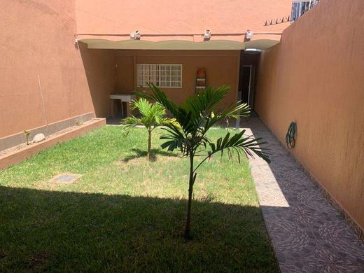 Casa del Sol Duplex, photograph 13