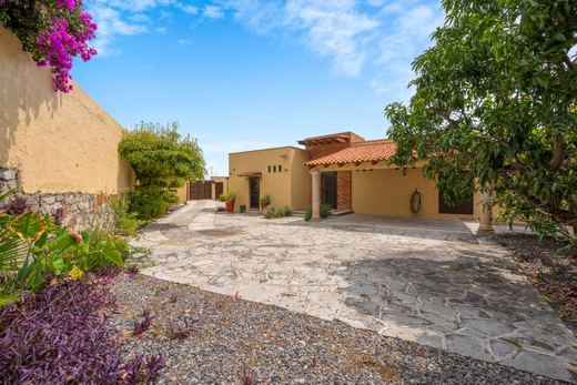 Garcia View Haven, photograph 5