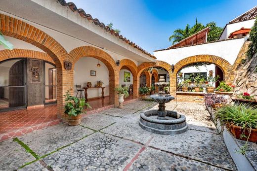 The Hidden Villa, photograph 15