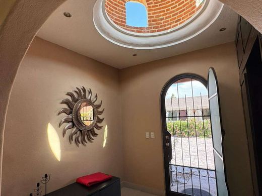 Casa Sabinos 51, photograph 12