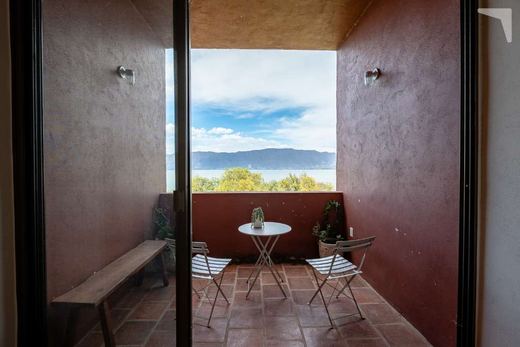 Depa Lakefront amueblado, photograph 15