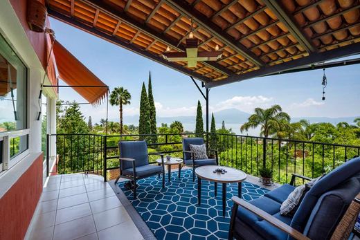 Casa Dragonfly, photograph 10