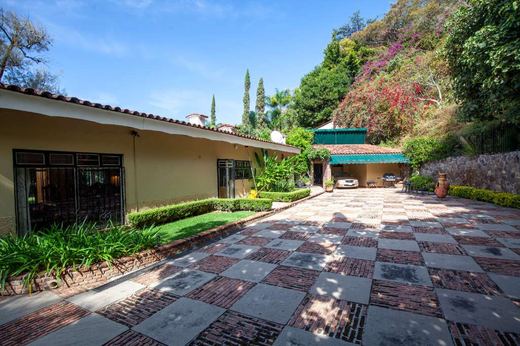 Hacienda Chula Vista, photograph 17