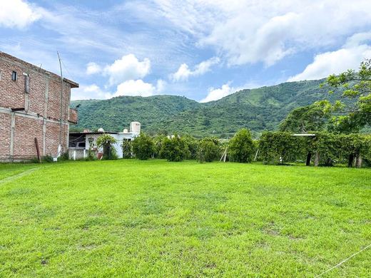 Las Aguilillas -Two Homes, photograph 3