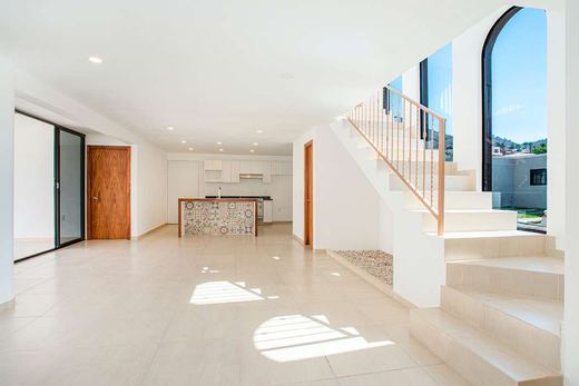 Los Angeles House, photograph 10