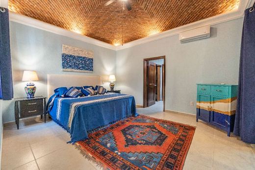 Casa Raymer, photograph 9
