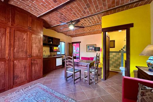 San Jose Triplex, photograph 15