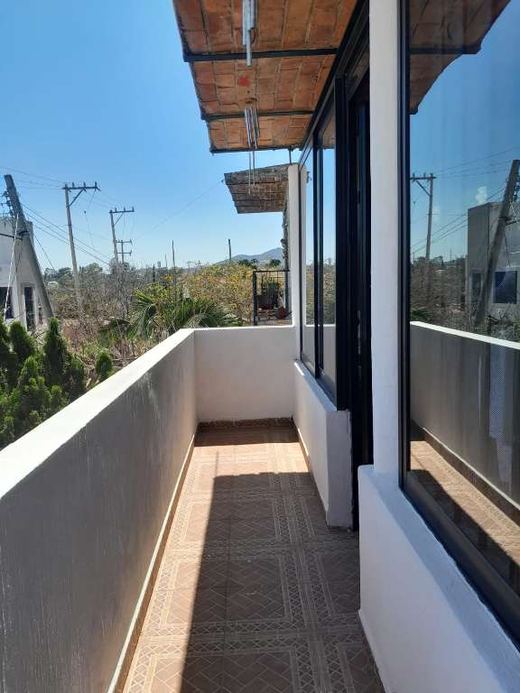 Casa Reyes, photograph 11