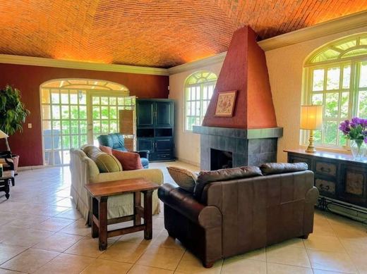 Sunlight Home, photograph 13