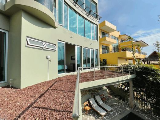 Altaviews, photograph 14