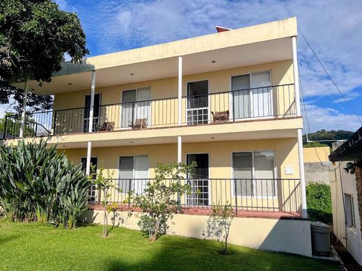 Casa Familiar Chula Vista, photograph 13
