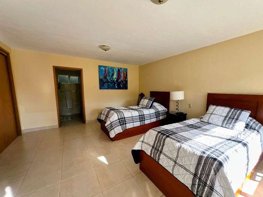 Casa Familiar Chula Vista, photograph 14