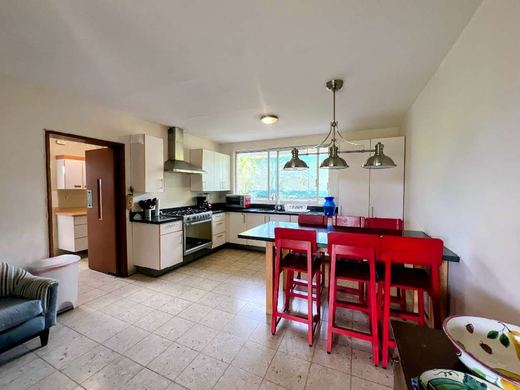 Casa Familiar Chula Vista, photograph 7