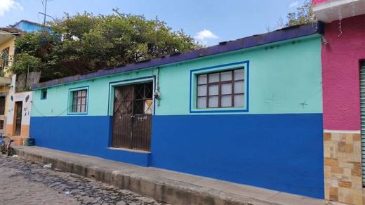 Casa Hidalgo, photograph 5