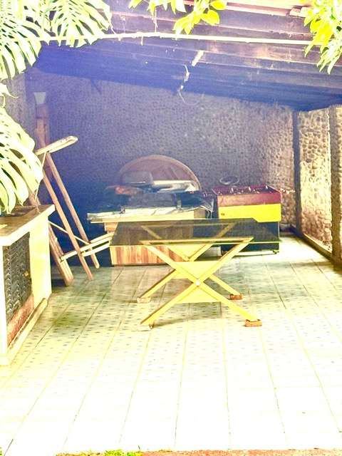 Fixer Upper,San Cristóbal Lakefront, photograph 14