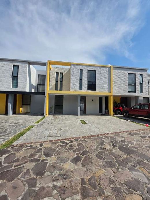 Piedraviva Casa Ámbar 3 in West Ajijic