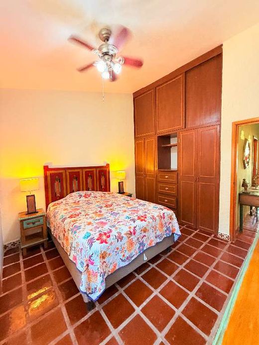 Casa Corazones, photograph 6