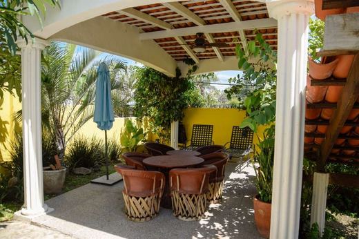 Luxury Home, photograph 7