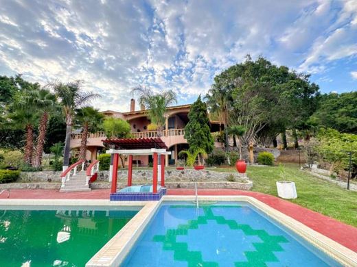 Villa Esmeralda, photograph 2