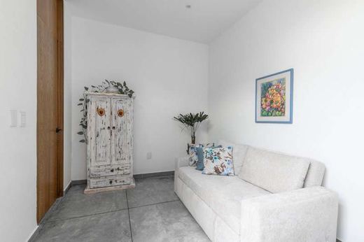 Boho House, photograph 14