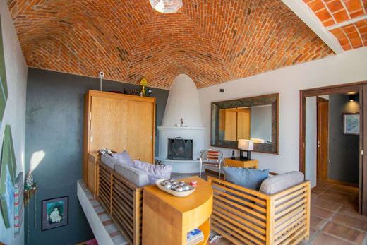 Ajijic Town Home, photograph 13