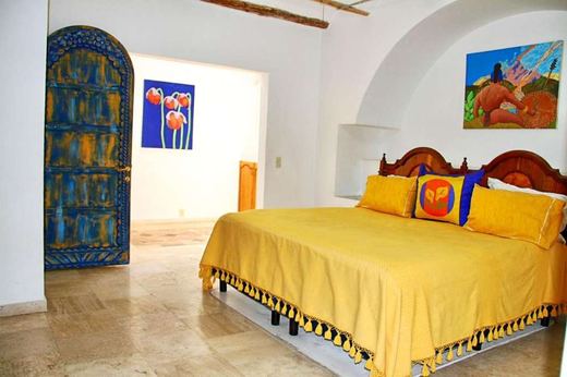 Villa del Arte, photograph 13