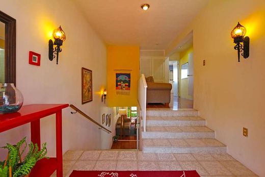 Chula Vista Duplex, photograph 4