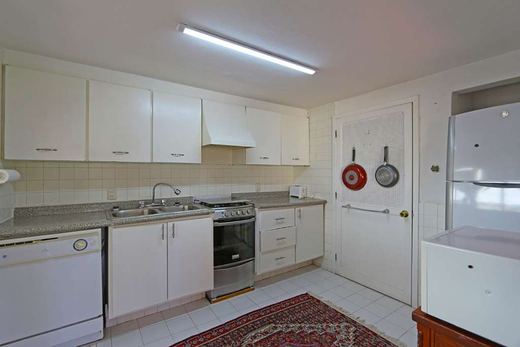 Chula Vista Duplex, photograph 8