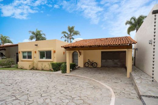 Casa Arroyo Alto in Arroyo Alto