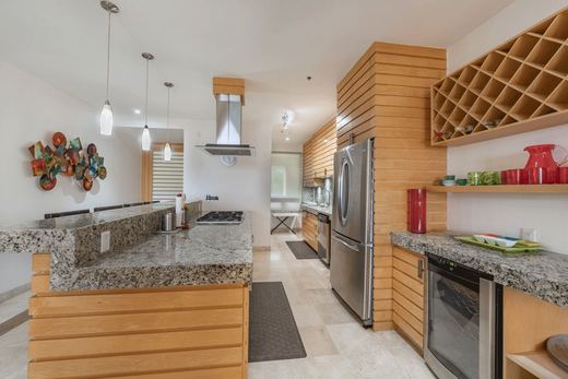 Condo El Dorado 202, photograph 6