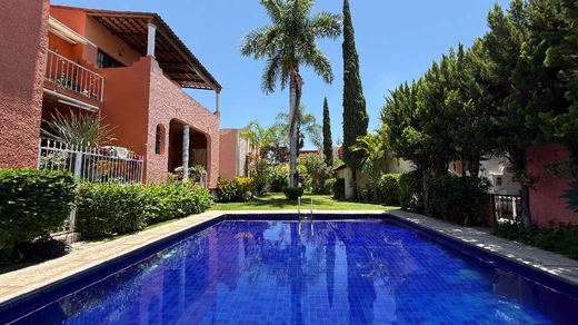 Santa Isabel 48, photograph 2
