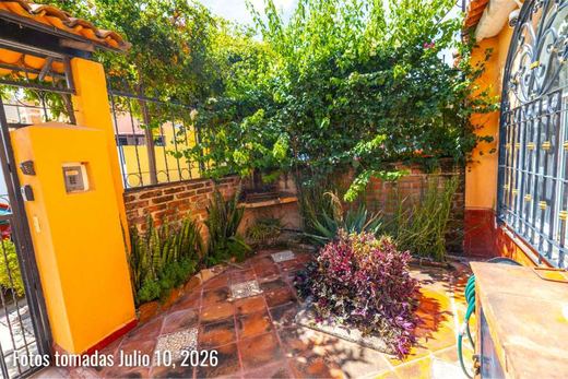 Casa Rivera, photograph 2