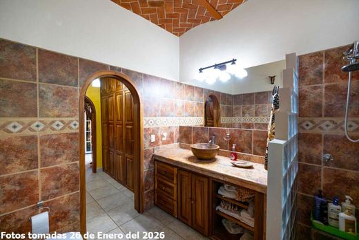 Hacienda DEL Lago, photograph 16