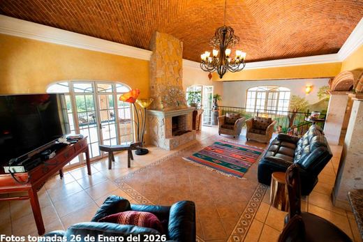 Hacienda DEL Lago, photograph 8