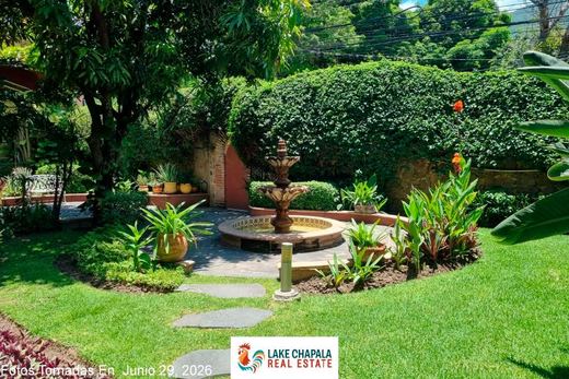 Villa Hansen - Ajijic Village Haven in West Ajijic
