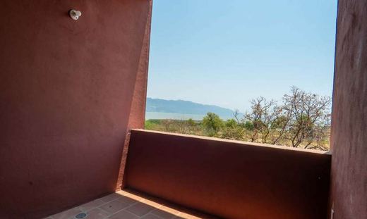 Affordable Paradise Condo, photograph 11