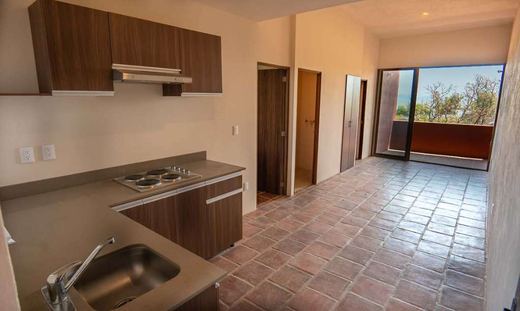 Affordable Paradise Condo, photograph 2